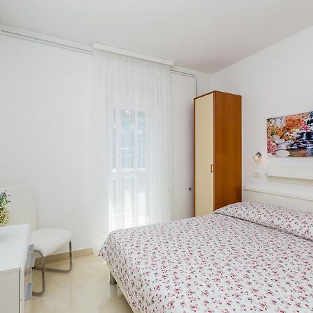 Apartman Vesna Malinska Eksteriør bilde